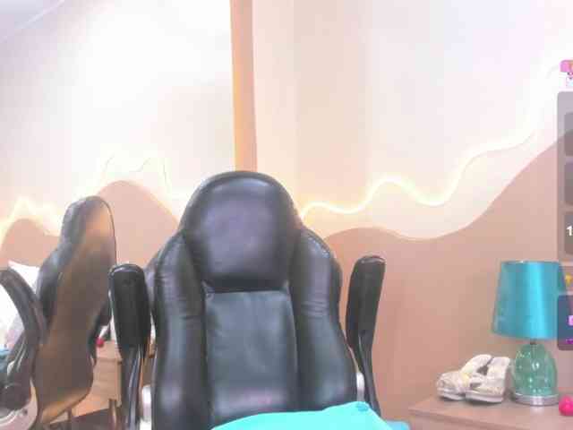 NatashaJurado webcam