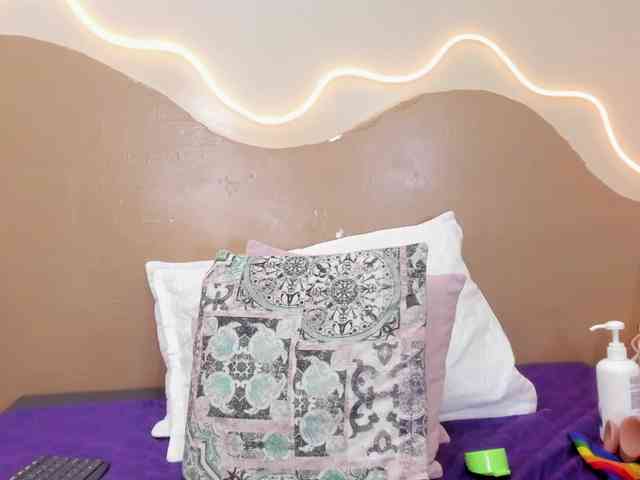 NatashaJurado webcam