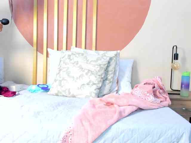 NatashaJurado webcam