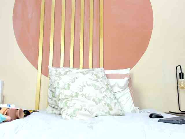 NatashaJurado webcam