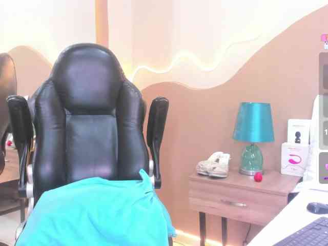 NatashaJurado webcam