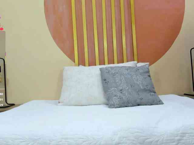 NatashaJurado webcam