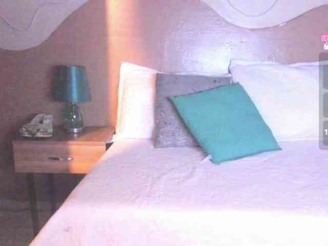 NatashaJurado webcam