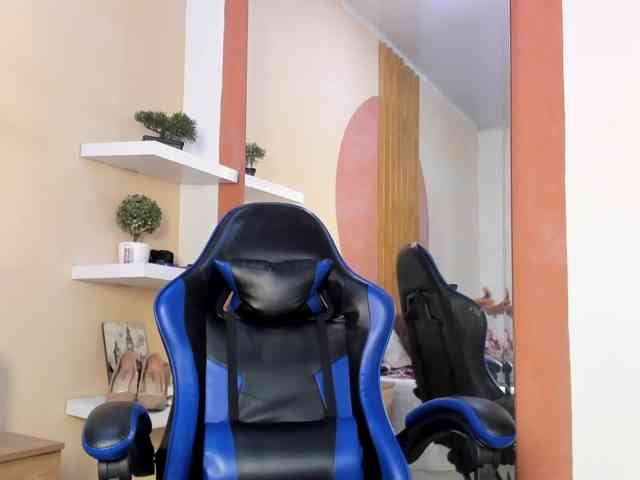 NatashaJurado webcam