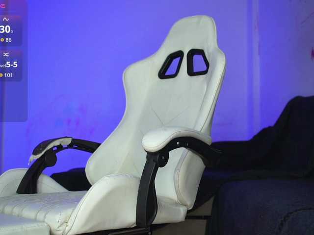 Miss-Bia's BongaCams show and profile