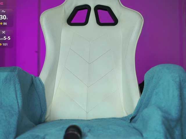 Miss-Bia's BongaCams show and profile