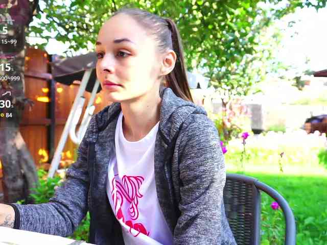 Miss-Bia webcam