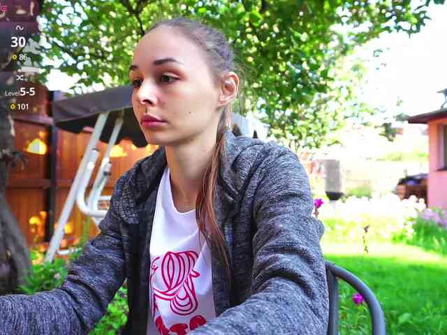 Miss-Bia webcam