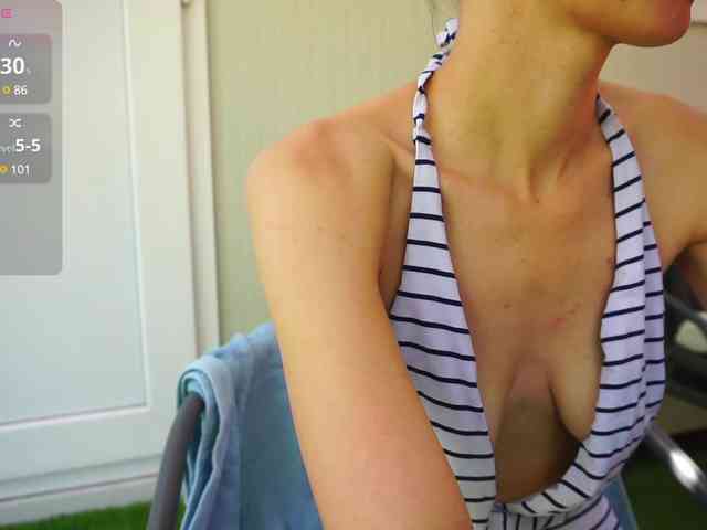 Miss-Bia webcam