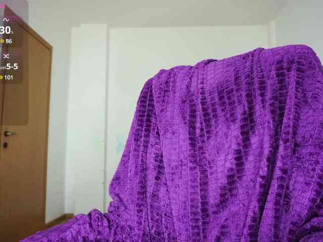 Miss-Bia webcam