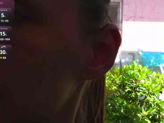 Miss-Bia webcam