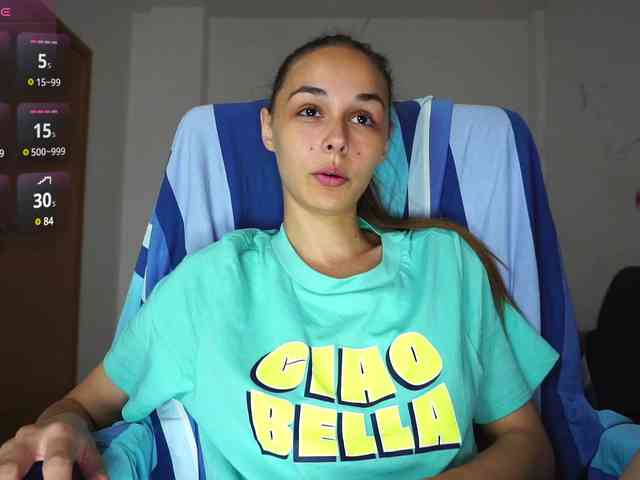 Miss-Bia webcam