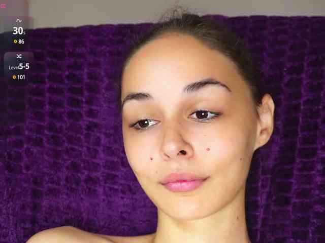 Miss-Bia webcam