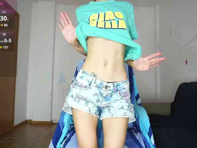 Miss-Bia webcam