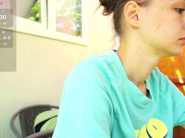 Miss-Bia webcam