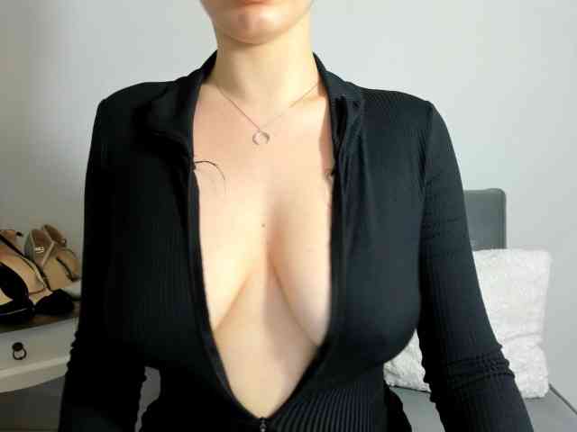 CarliSecret webcam