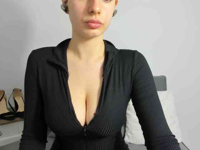 CarliSecret webcam