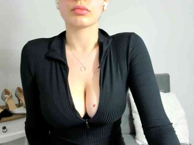 CarliSecret webcam
