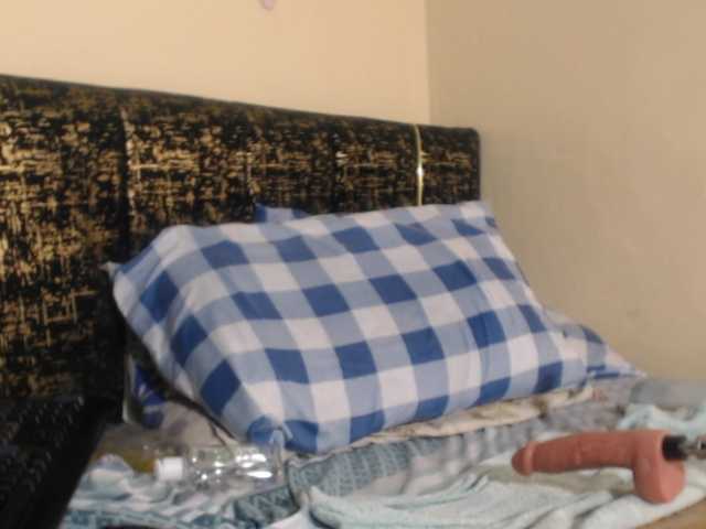 Nifa2's BongaCams show and profile