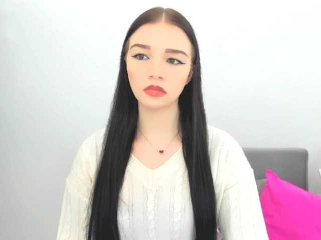 AvaPretty Live Cam on BongaCams