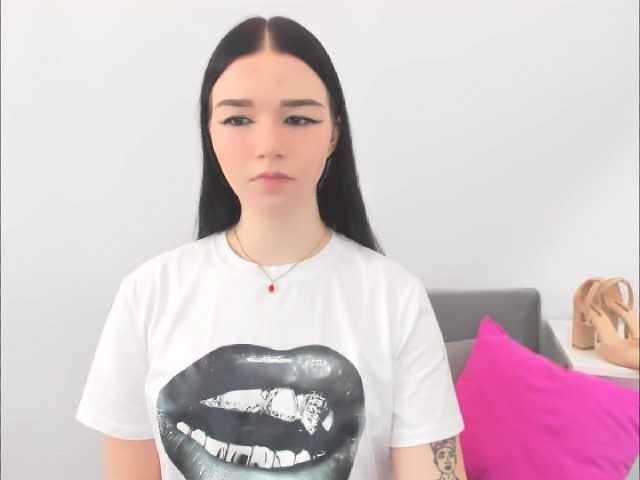 AvaPretty on BongaCams 
