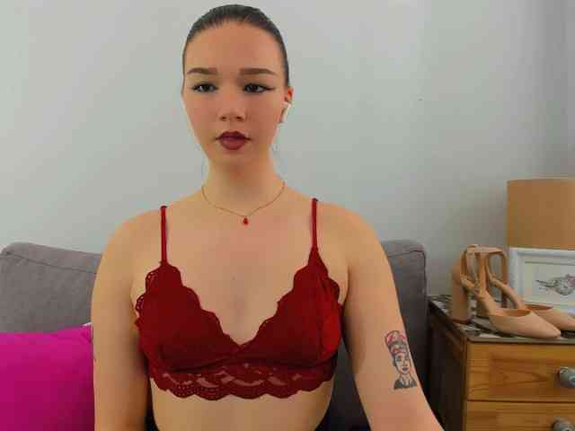 AvaPretty webcam