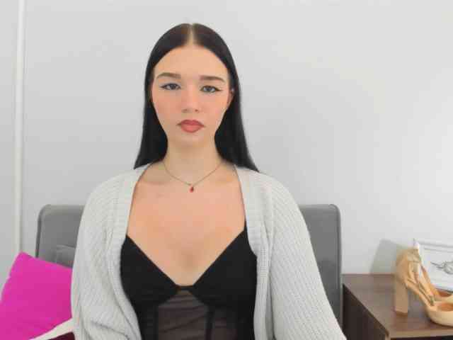 AvaPretty webcam