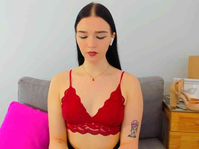 AvaPretty webcam