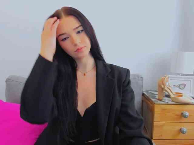 AvaPretty webcam