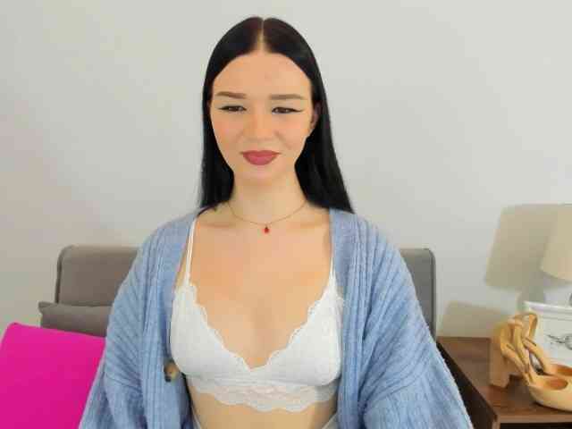 AvaPretty webcam