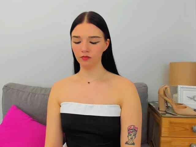 AvaPretty webcam
