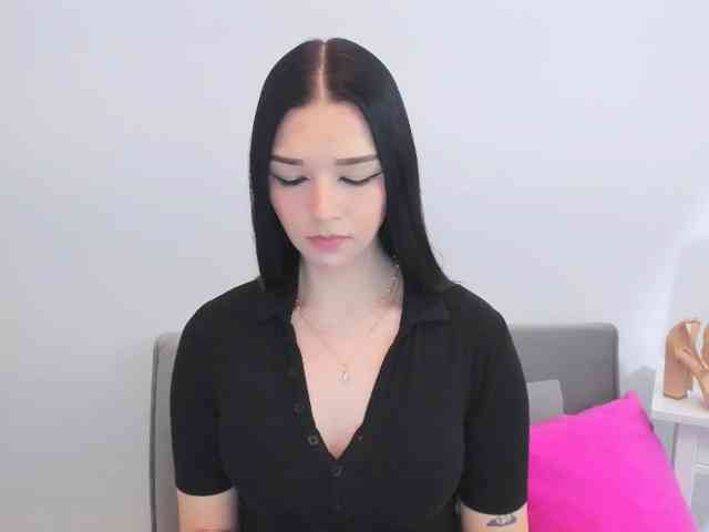 AvaPretty webcam