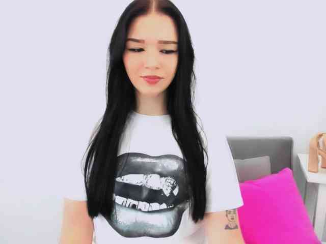 AvaPretty webcam