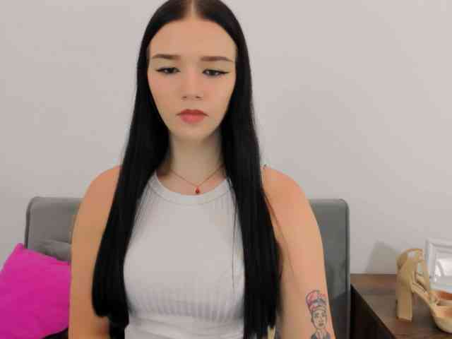 AvaPretty webcam