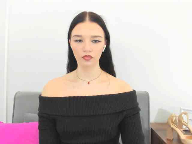 AvaPretty webcam