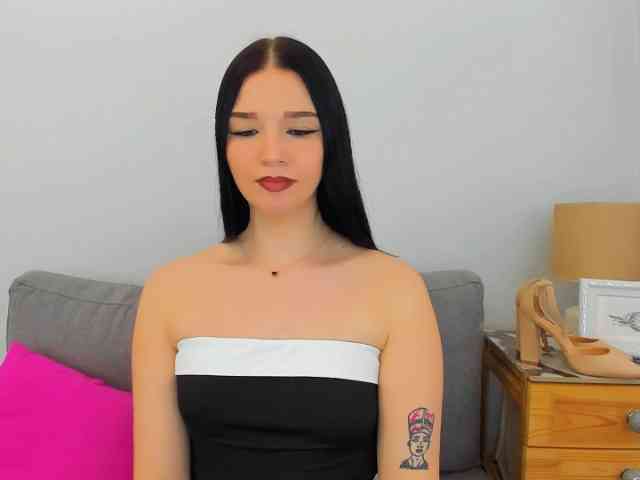 AvaPretty webcam