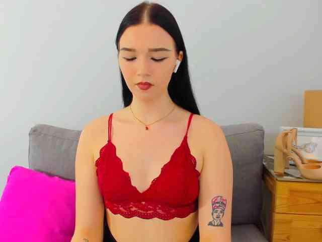 AvaPretty webcam