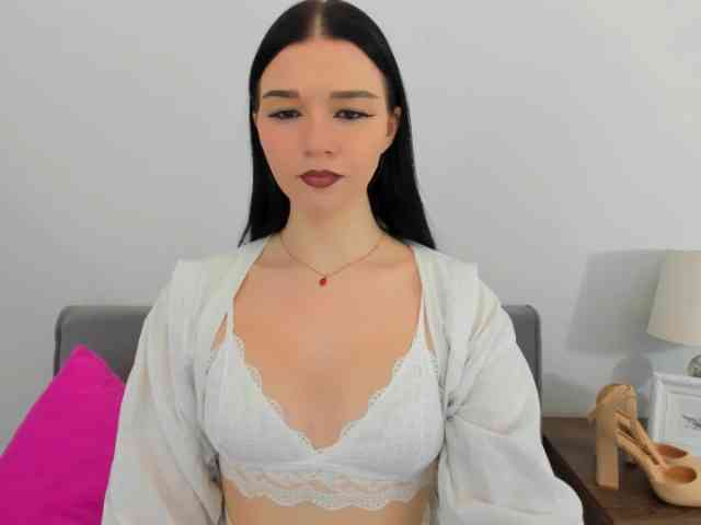 AvaPretty webcam