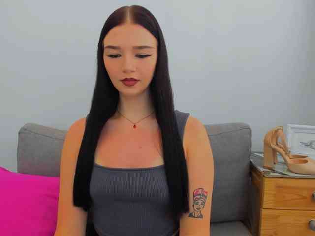 AvaPretty webcam