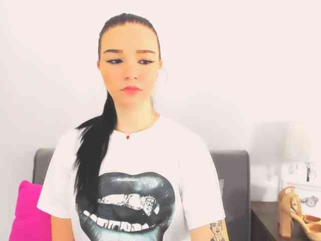 AvaPretty webcam