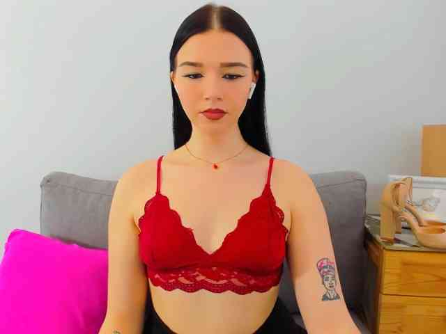 AvaPretty webcam