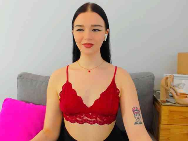 AvaPretty webcam
