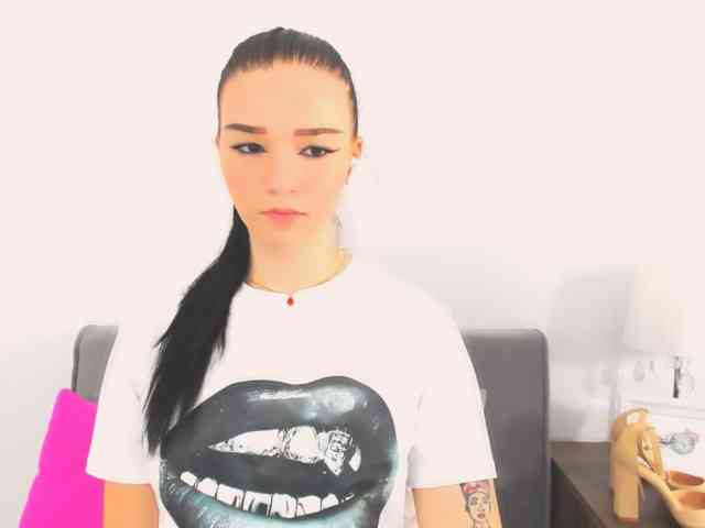 AvaPretty webcam