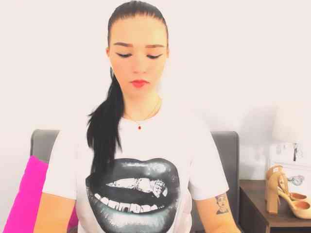 AvaPretty webcam