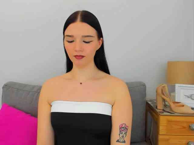 AvaPretty webcam