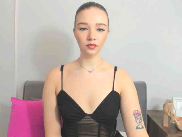 AvaPretty webcam