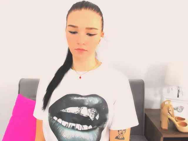 AvaPretty webcam