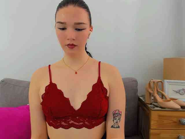 AvaPretty webcam