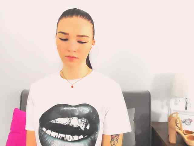 AvaPretty webcam