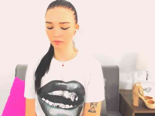 AvaPretty webcam